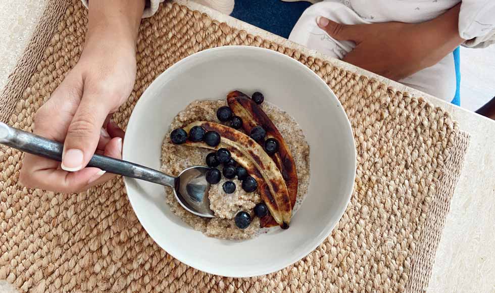 Banana and blueberry porridge