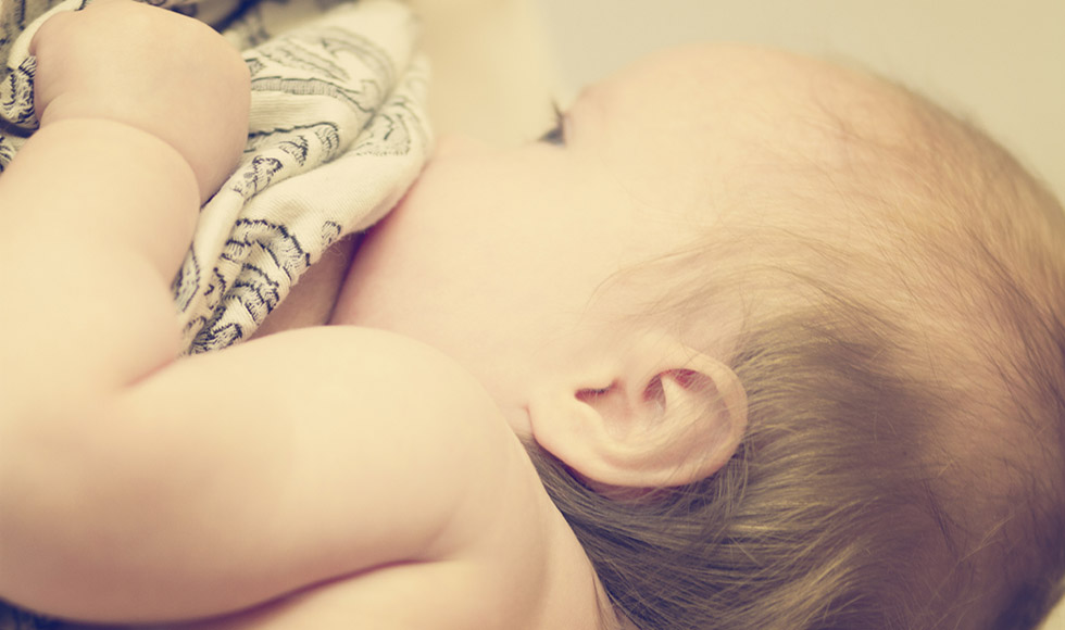 Whats in breastmilk thumb