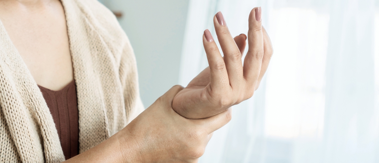 The Hidden Fracture | Why menopausal bone loss starts earlier than we think – and what we’re missing
